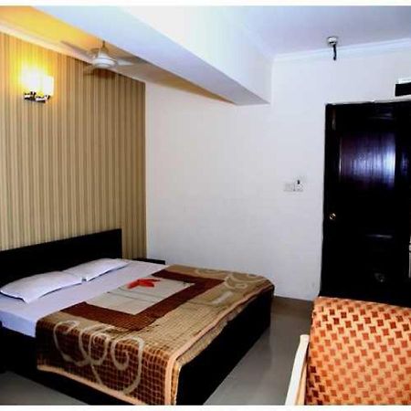 Hotel Haryana Chandīgarh Exterior foto